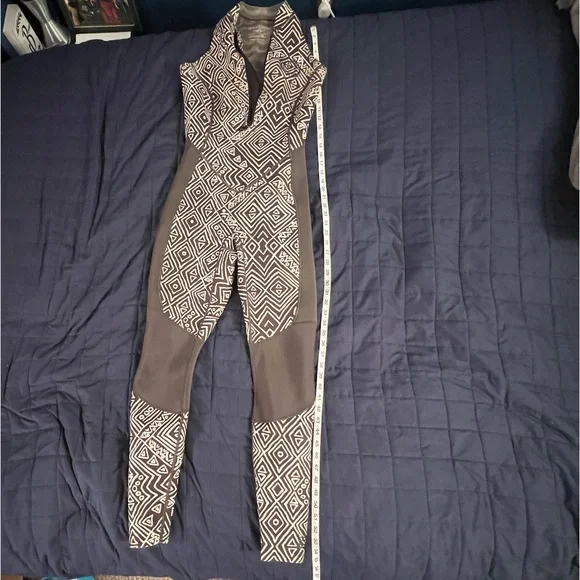 Billabong Geometric Patterned Swimsuit - Black and White - Picture 1 of 8